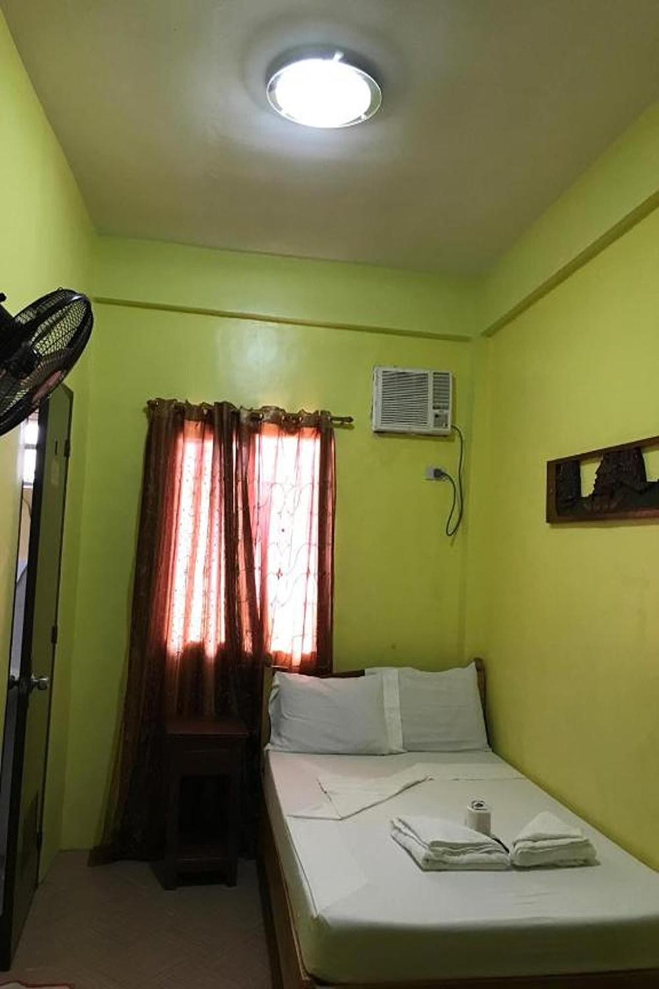Luis Bay Travellers Lodge Coron Extérieur photo