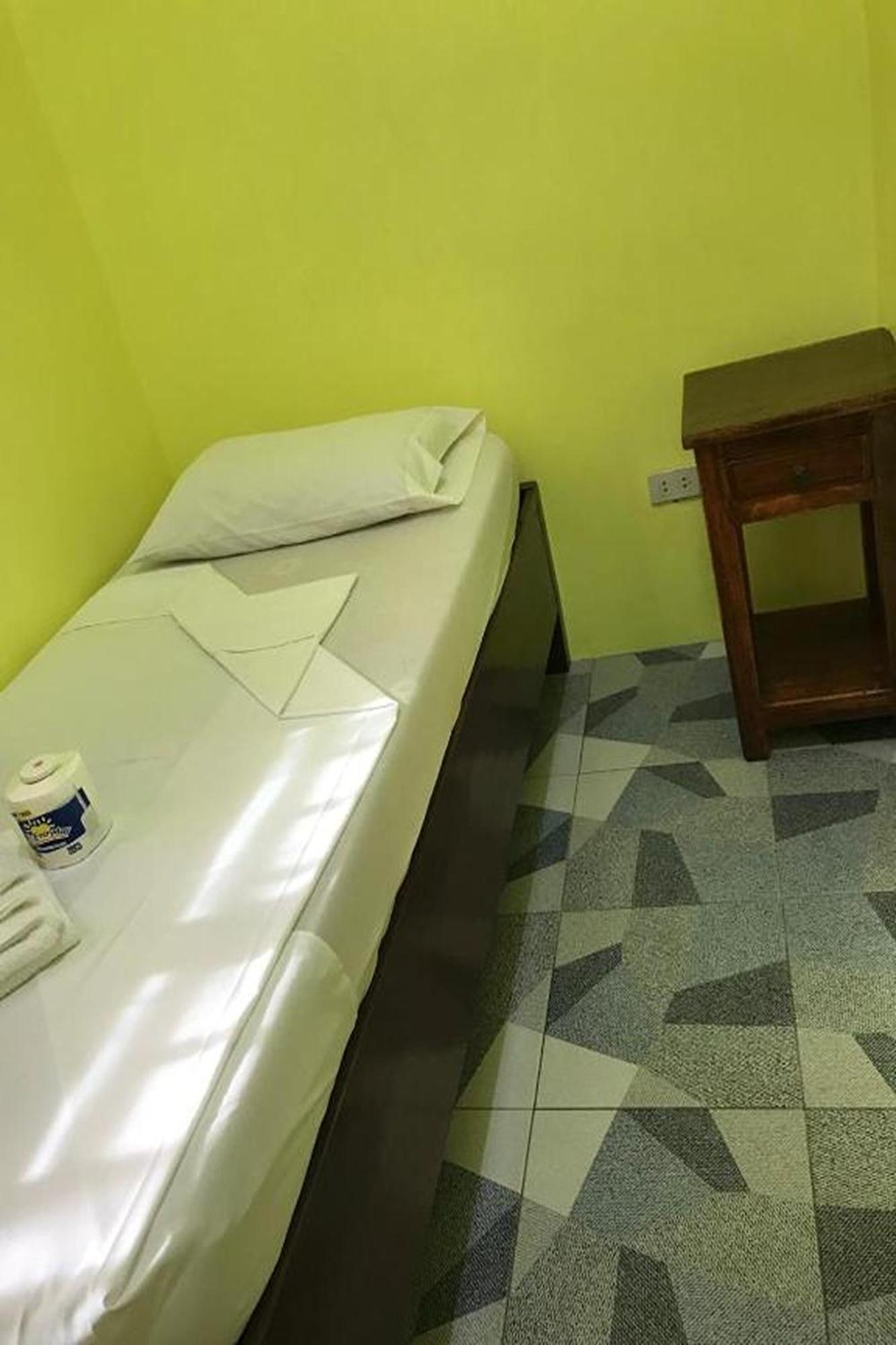 Luis Bay Travellers Lodge Coron Extérieur photo