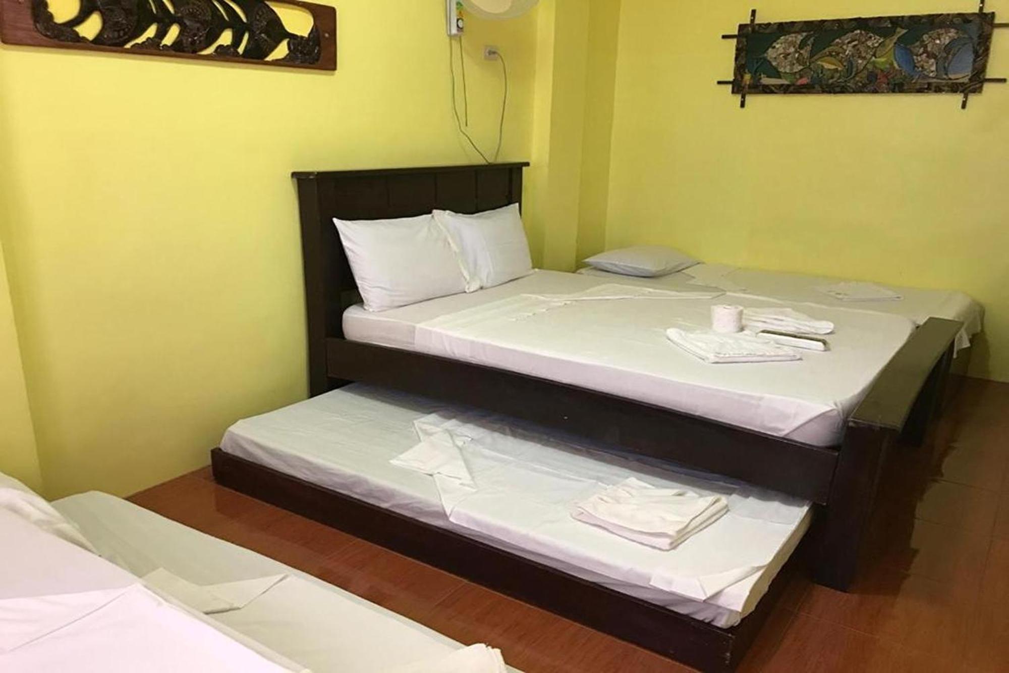 Luis Bay Travellers Lodge Coron Extérieur photo