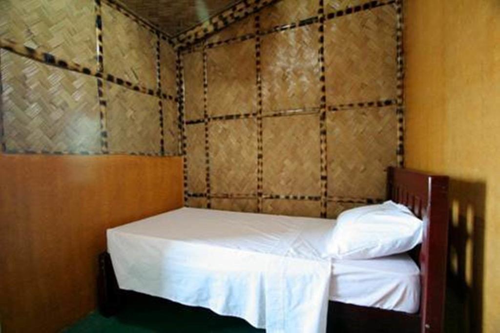 Luis Bay Travellers Lodge Coron Extérieur photo