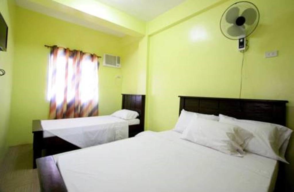 Luis Bay Travellers Lodge Coron Extérieur photo