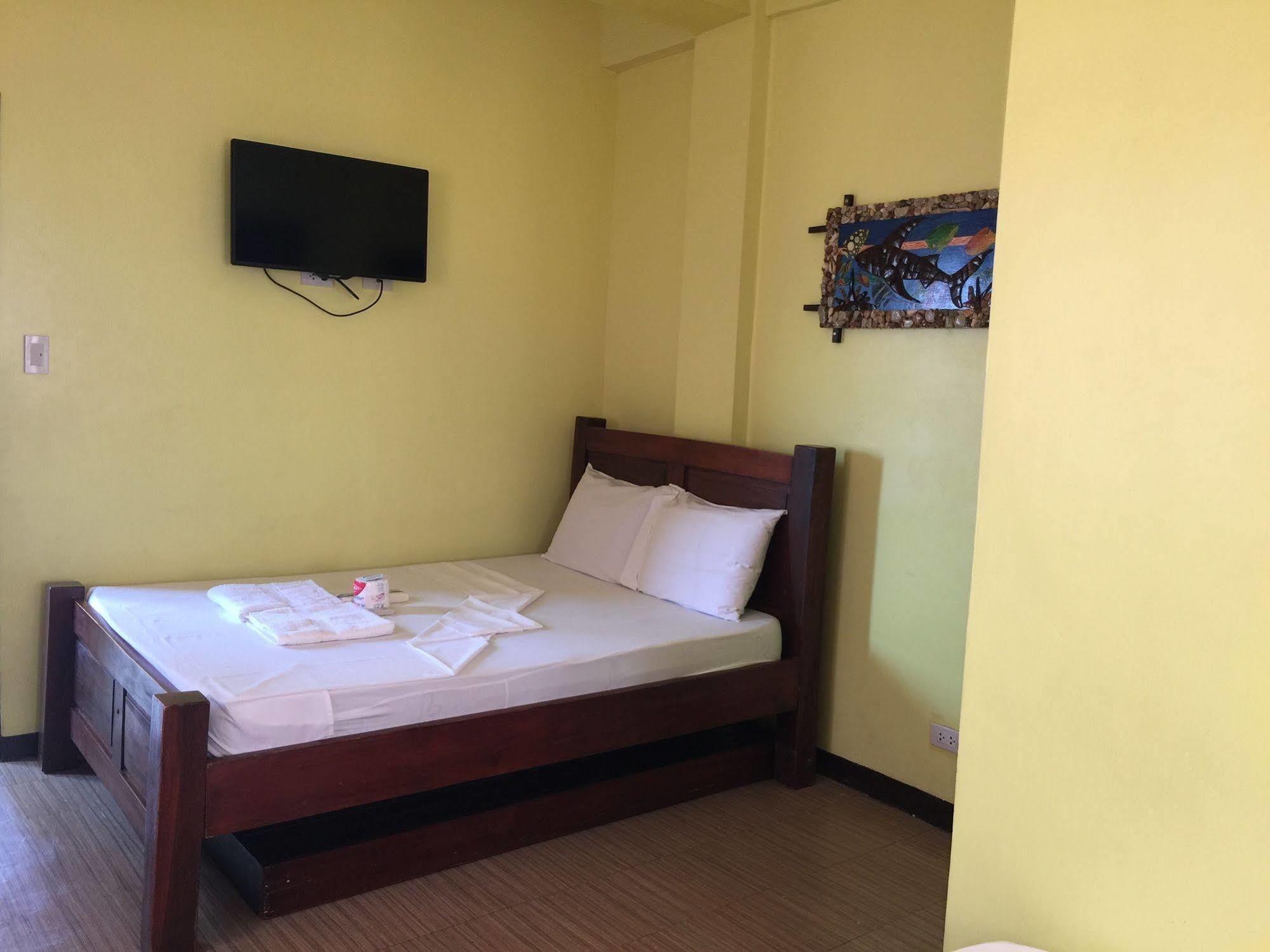Luis Bay Travellers Lodge Coron Extérieur photo