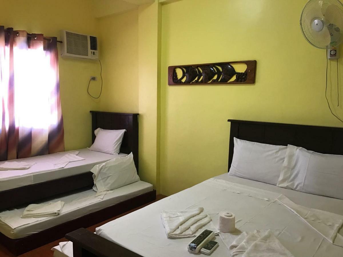 Luis Bay Travellers Lodge Coron Extérieur photo